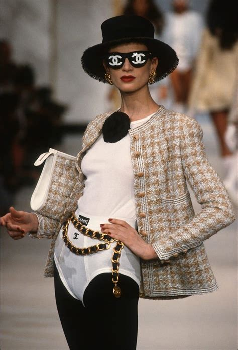 fashion designer of chanel